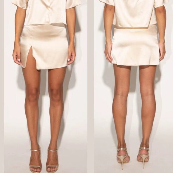 Mother of All Berri Silk Blend Mini Skirt Beige Size Small NWOT $390 MSRP - Picture 1 of 10